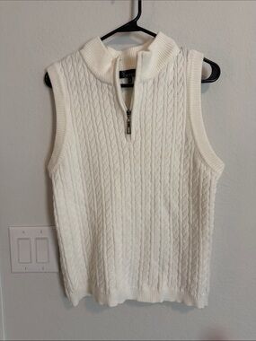 Anne Klein White Cable-Knit Sleeveless V-Neck Zip Sweater